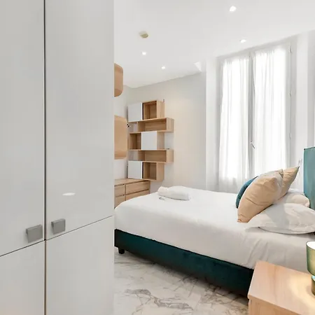 Apartment Le Borniol, Splendid 3 Bedrooms Appt, Center *