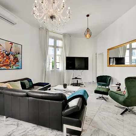 Apartment Le Borniol, Splendid 3 Bedrooms Appt, Center *